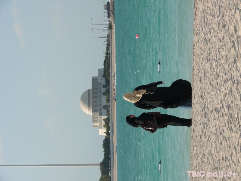 Abu Dhabi 98